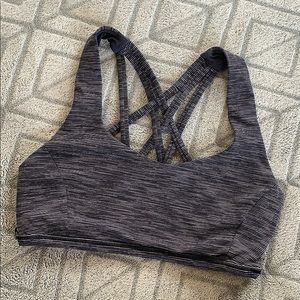 🧘🏽‍♀️ Dark Grey Lululemon Sports Bra Size 4